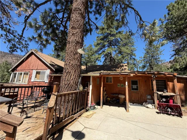 1098 State Highway 2, Wrightwood, California 92397