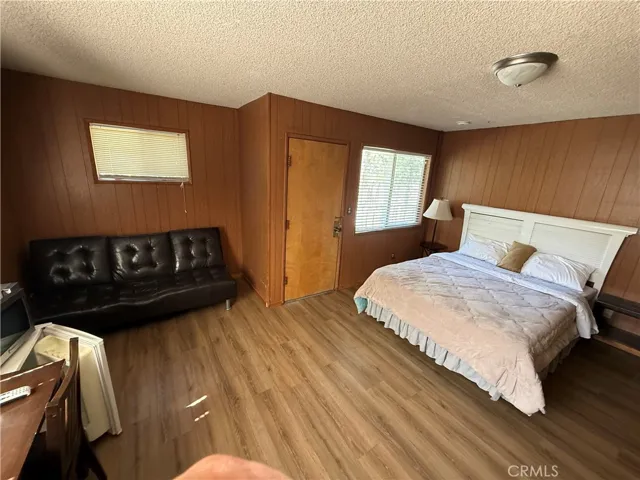 1098 State Highway 2, Wrightwood, California 92397