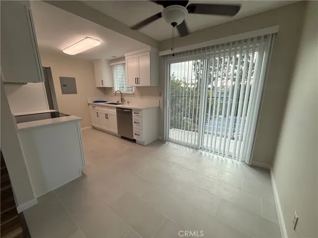 1116 Barbara G, Redondo Beach, California 90277