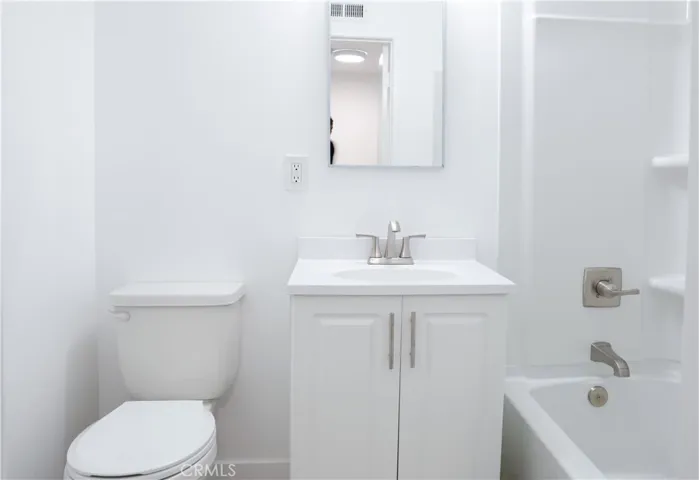 2709 S Baker Street C, Santa Ana, California 92707