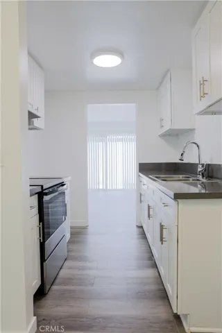2709 S Baker Street C, Santa Ana, California 92707