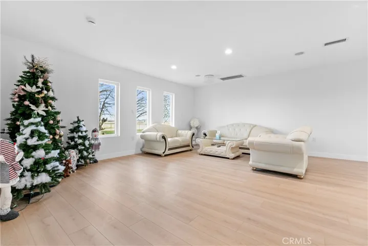 6532 Birch Street, Rosamond, California 93560