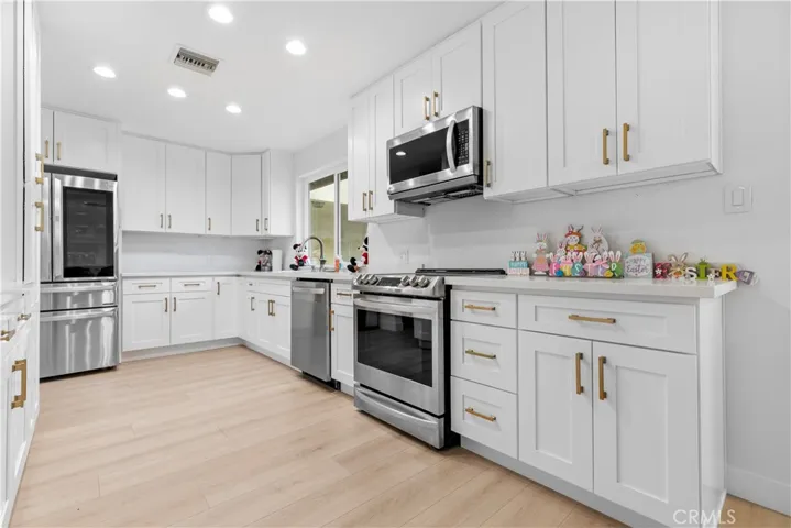 6532 Birch Street, Rosamond, California 93560
