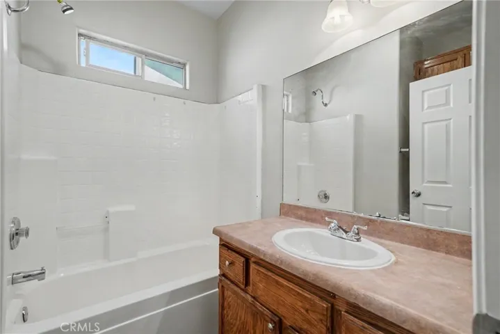 5300 Plute Pass Street, Bakersfield, California 93307