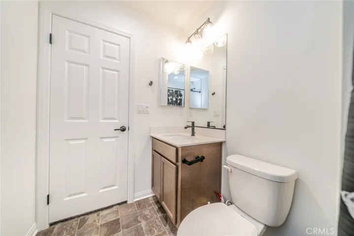 32813 Oakland, Winchester, California 92596