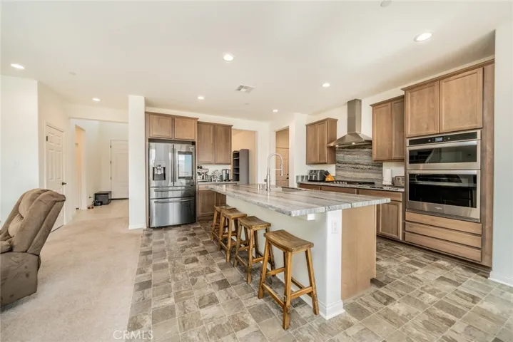 32813 Oakland, Winchester, California 92596