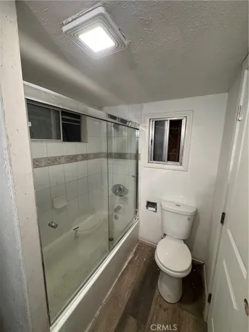 3520 W 111, Inglewood, California 90303