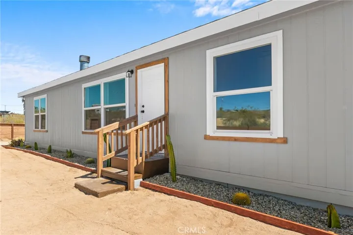 363 Delgada Avenue, Yucca Valley, California 92284