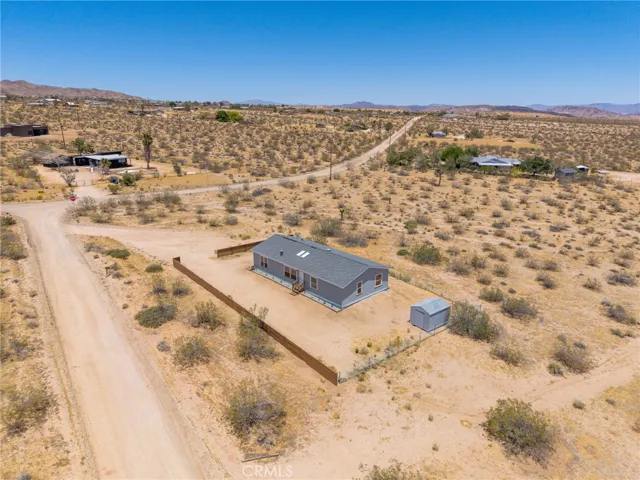 363 Delgada Avenue, Yucca Valley, California 92284