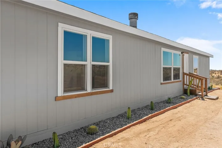 363 Delgada Avenue, Yucca Valley, California 92284