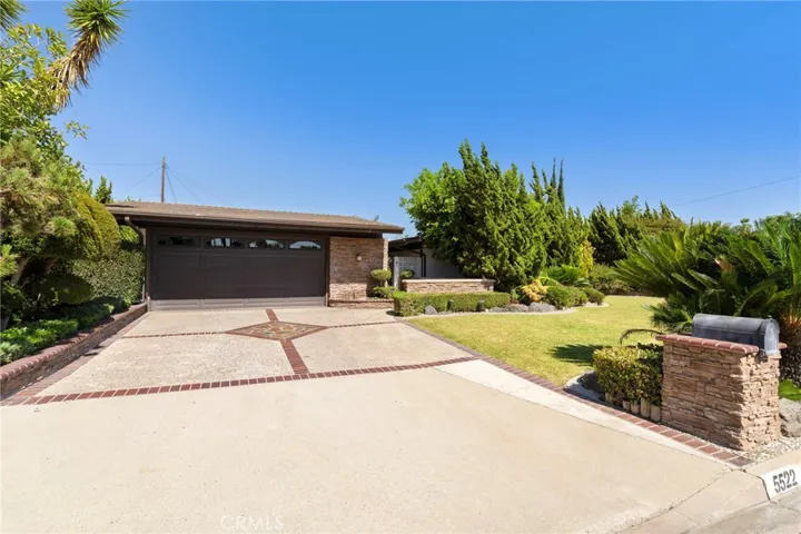 5522 Lockhaven Drive, Buena Park, California 90621