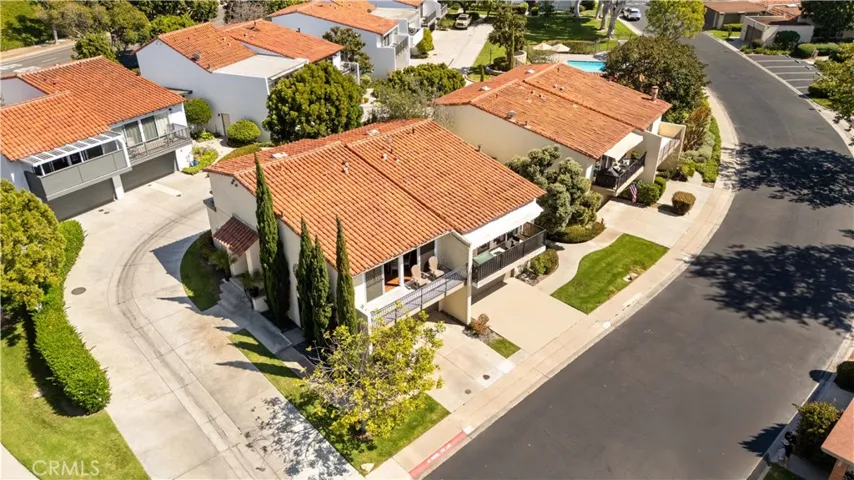 2326 Vista Hogar, Newport Beach, California 92660