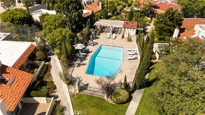 2326 Vista Hogar, Newport Beach, California 92660
