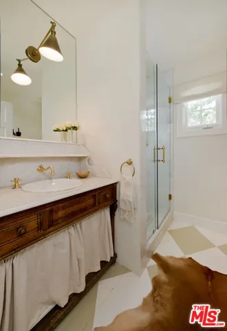 Main House Primary Bath
