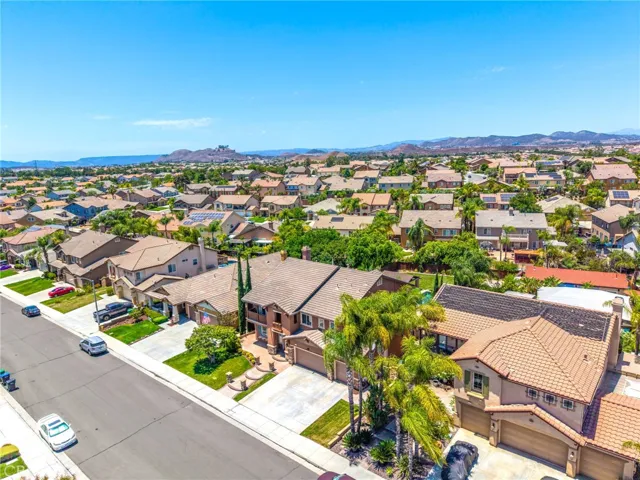 Well-maintained neighborhood with scenic hill and mountain views