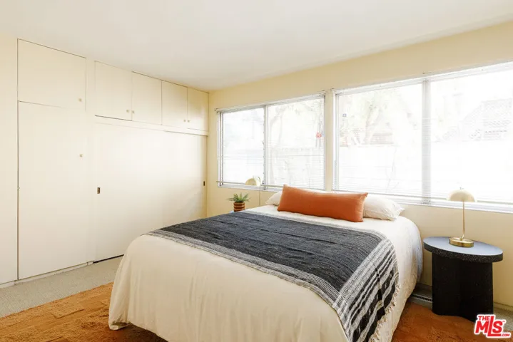 3334 E 1st Street, Long Beach, California 90803