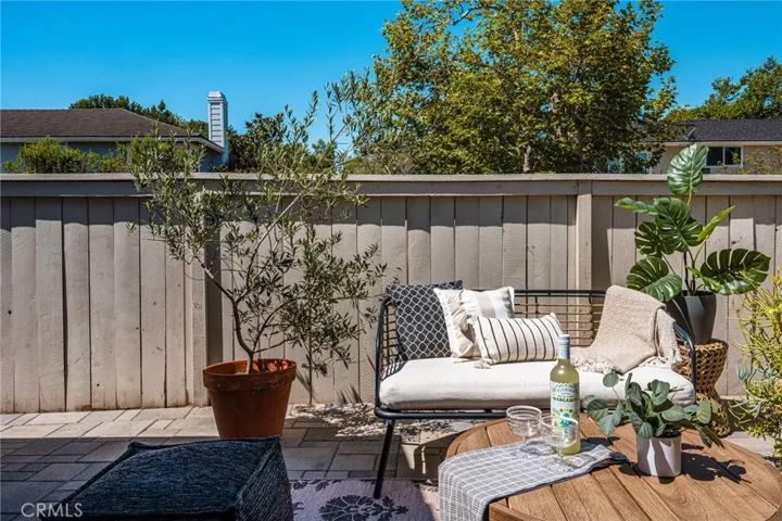 32 Acorn 15, Irvine, California 92604