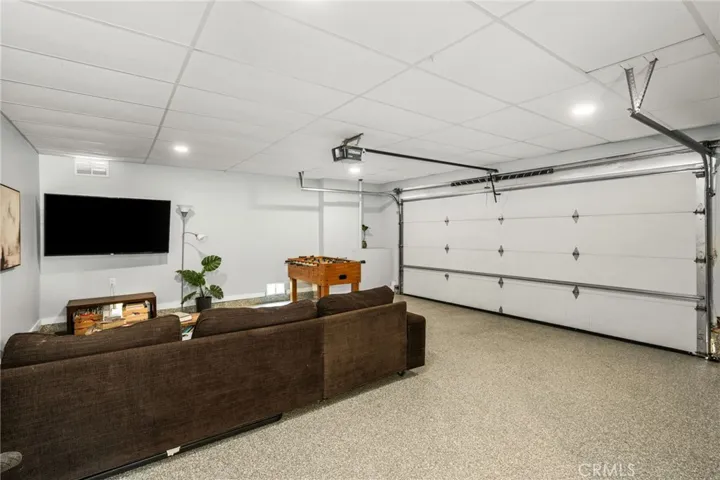 32 Acorn 15, Irvine, California 92604