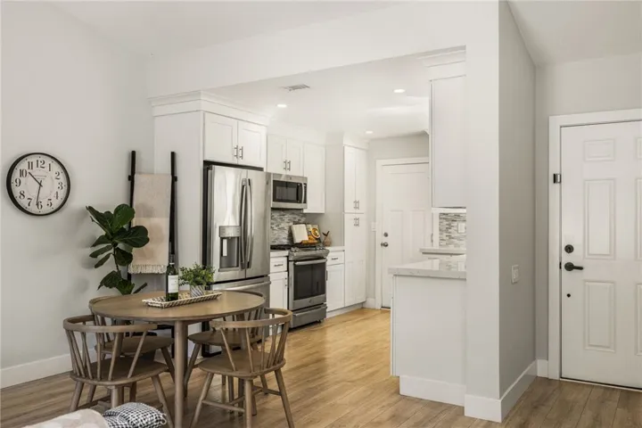 32 Acorn 15, Irvine, California 92604