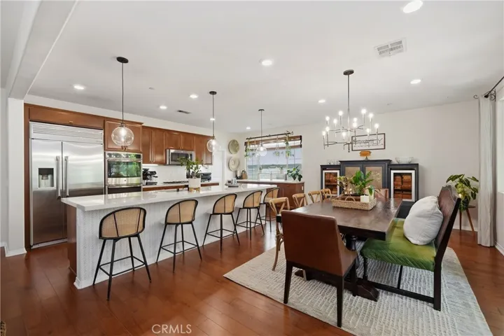 Kitchen/Dining Room.