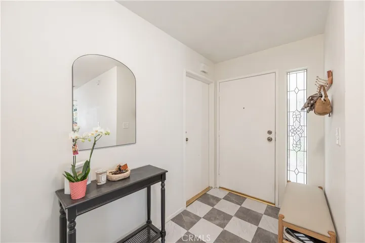 10110 Melinda Way 4, Northridge, California 91325