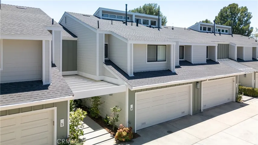 10110 Melinda Way 4, Northridge, California 91325