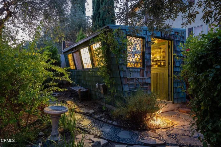 41-Shed at Twilight