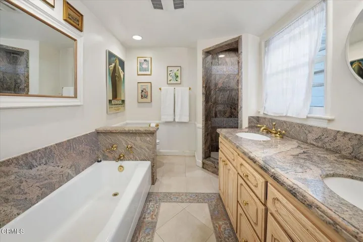 50-Primary Bathroom