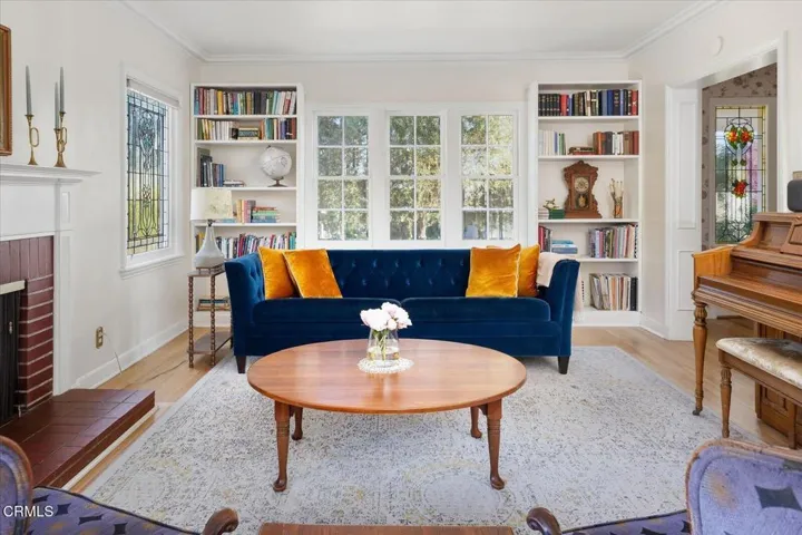 12-Living Room