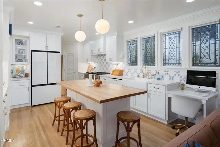19-Kitchen