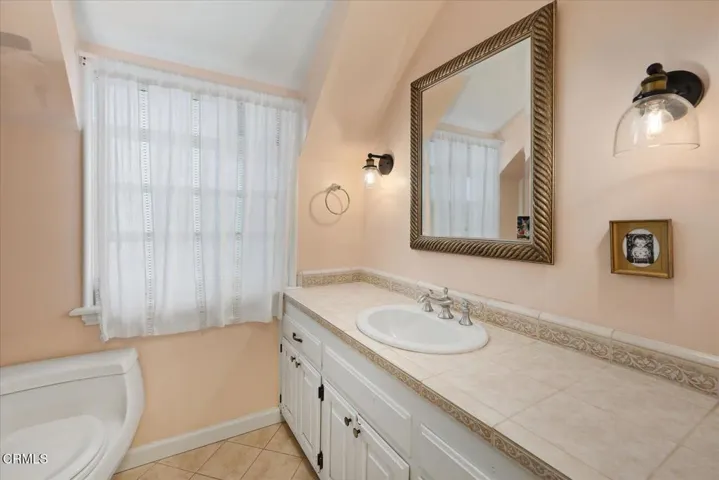 54-Bathroom