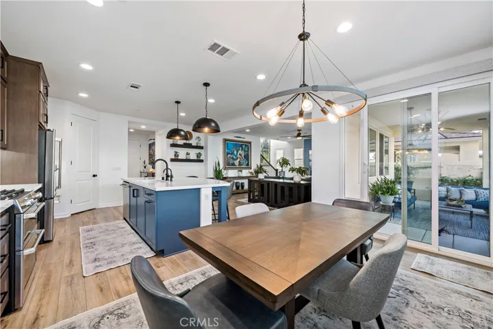 Dining to Kitchen view