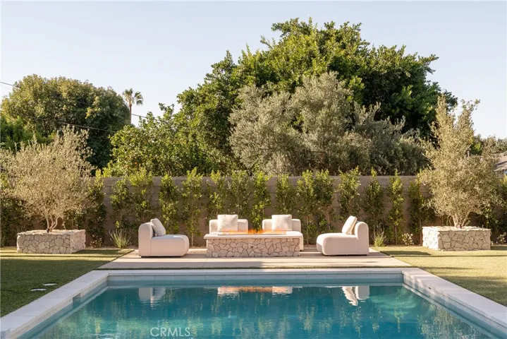 5421 Bothwell, Tarzana, California 91356