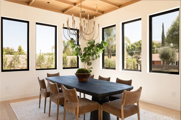 5421 Bothwell, Tarzana, California 91356