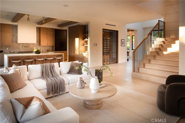 5421 Bothwell, Tarzana, California 91356