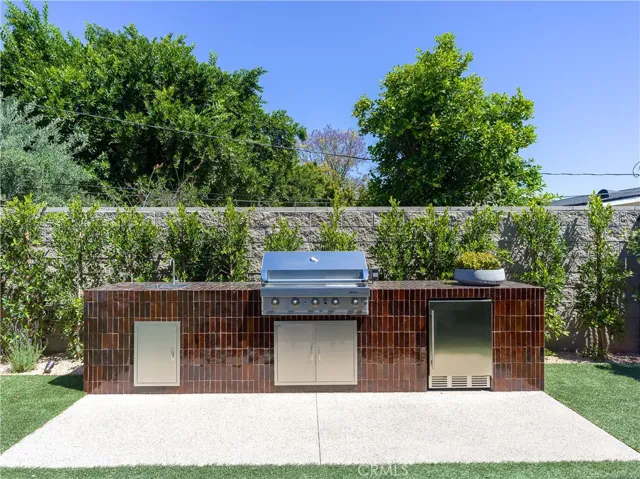 5421 Bothwell, Tarzana, California 91356
