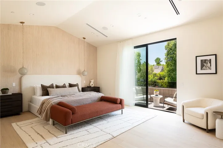 5421 Bothwell, Tarzana, California 91356
