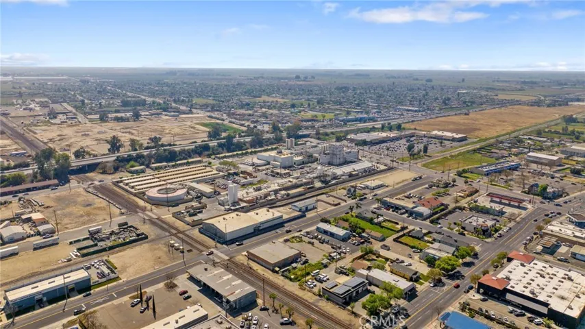 505 W 6th, Hanford, California 93230