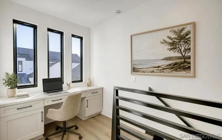 https://zimg.paragon.ice.com/ParagonImages/Property/PA/SDMLS/260014654/19/120/90/72db1a13f2eec2bef75eb60c788500e4/3/aa77dc36586fe1626b328cc3ec63dbd4/260014654-E5F78721-ADDB-4F40-8310-F30768DA3D34.JPG