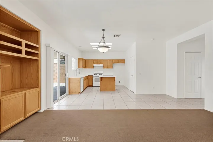 13085 Camden, Victorville, California 92392