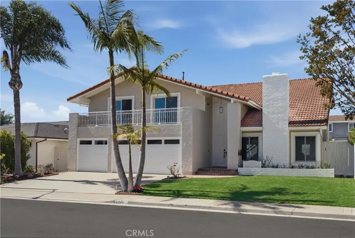 6921 Garden Circle, Huntington Beach, California 92648