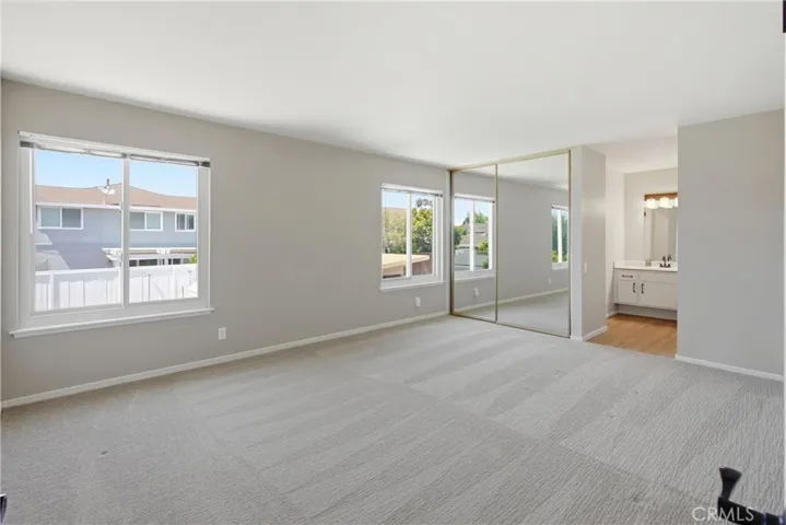 6921 Garden Circle, Huntington Beach, California 92648