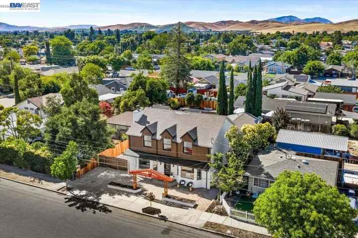1844 Elm St, Livermore, California 94551