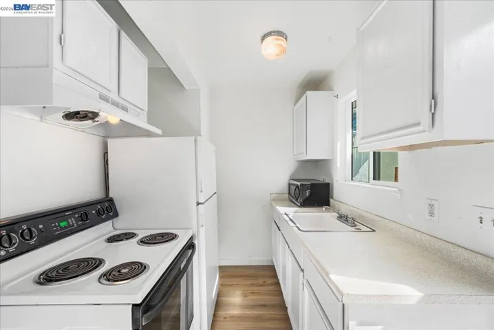 1844 Elm St, Livermore, California 94551
