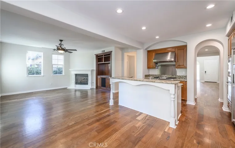 22 Gazebo, Irvine, California 92620
