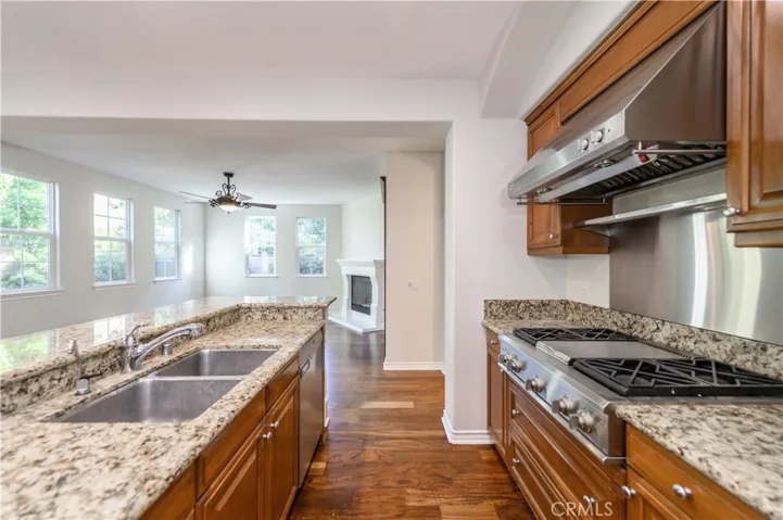 22 Gazebo, Irvine, California 92620