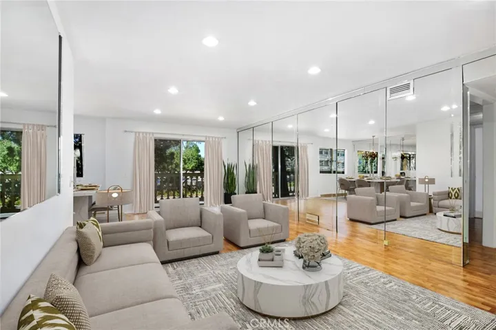 5400 Lindley Avenue 101, Encino, California 91316