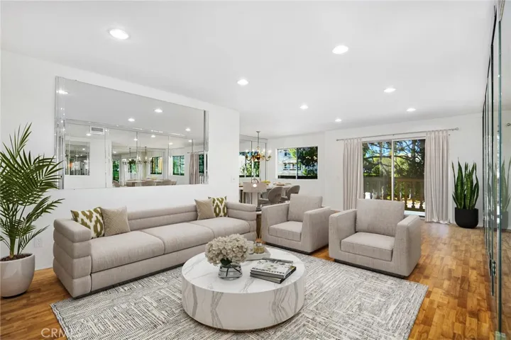 5400 Lindley Avenue 101, Encino, California 91316