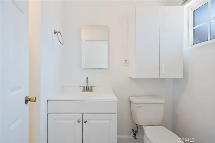 1039 W Avenue J-14, Lancaster, California 93534