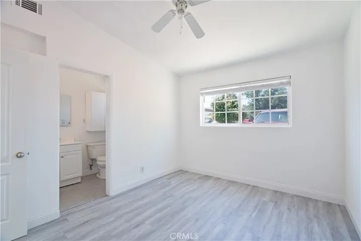 1039 W Avenue J-14, Lancaster, California 93534